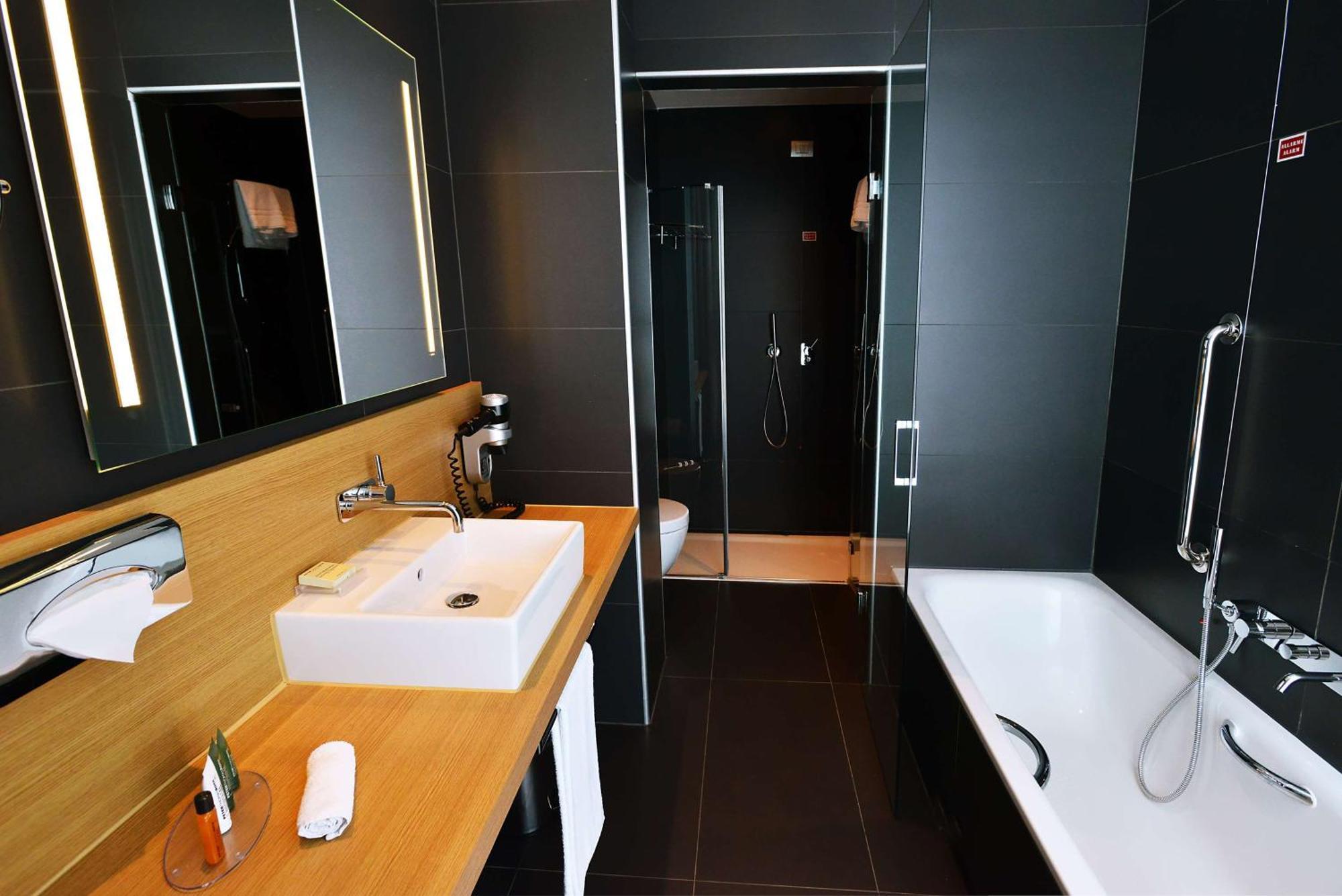 Hilton Garden Inn Milan North Eksteriør bilde