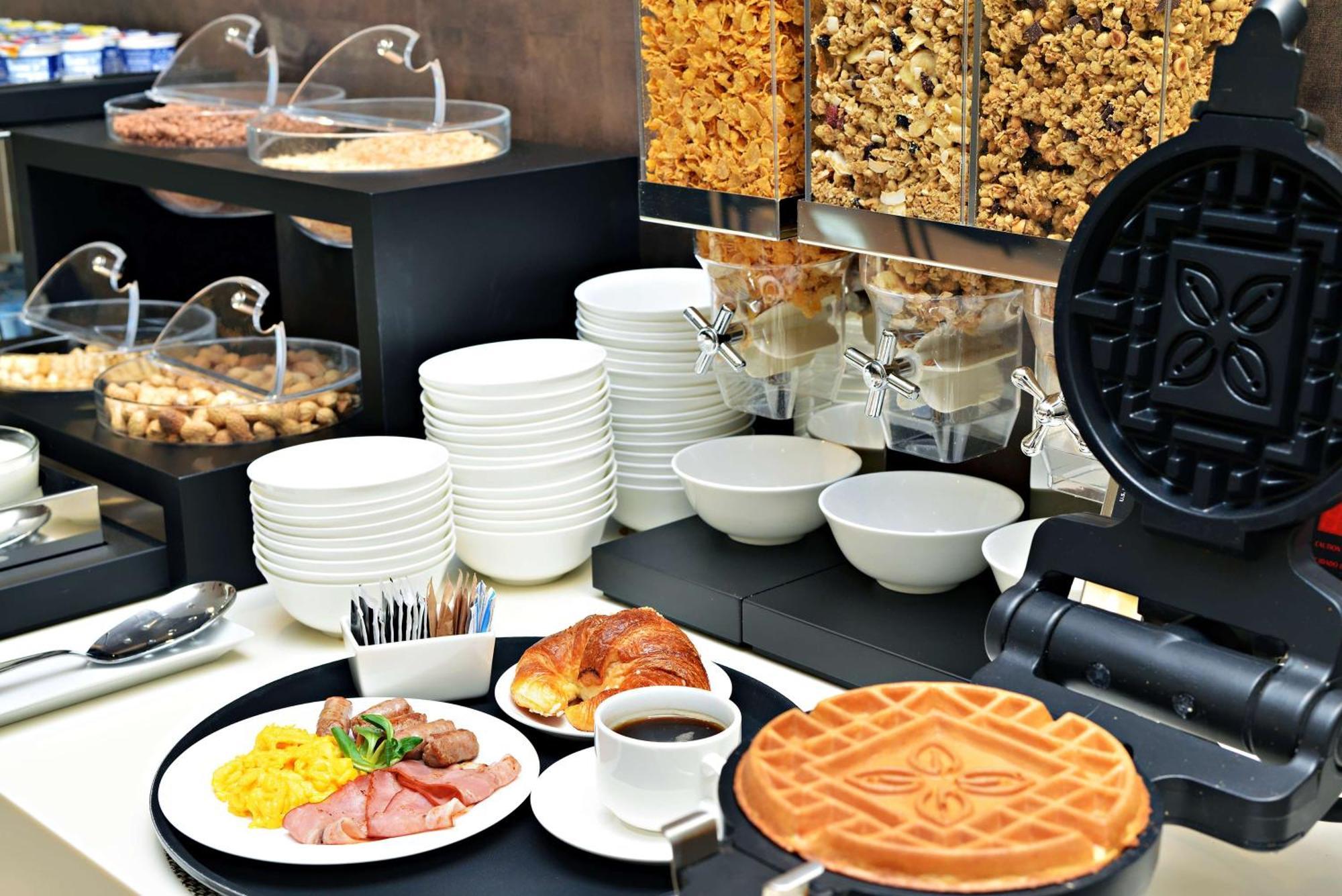 Hilton Garden Inn Milan North Eksteriør bilde