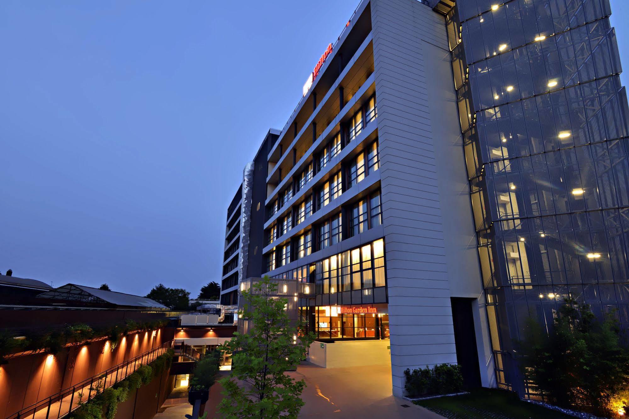 Hilton Garden Inn Milan North Eksteriør bilde